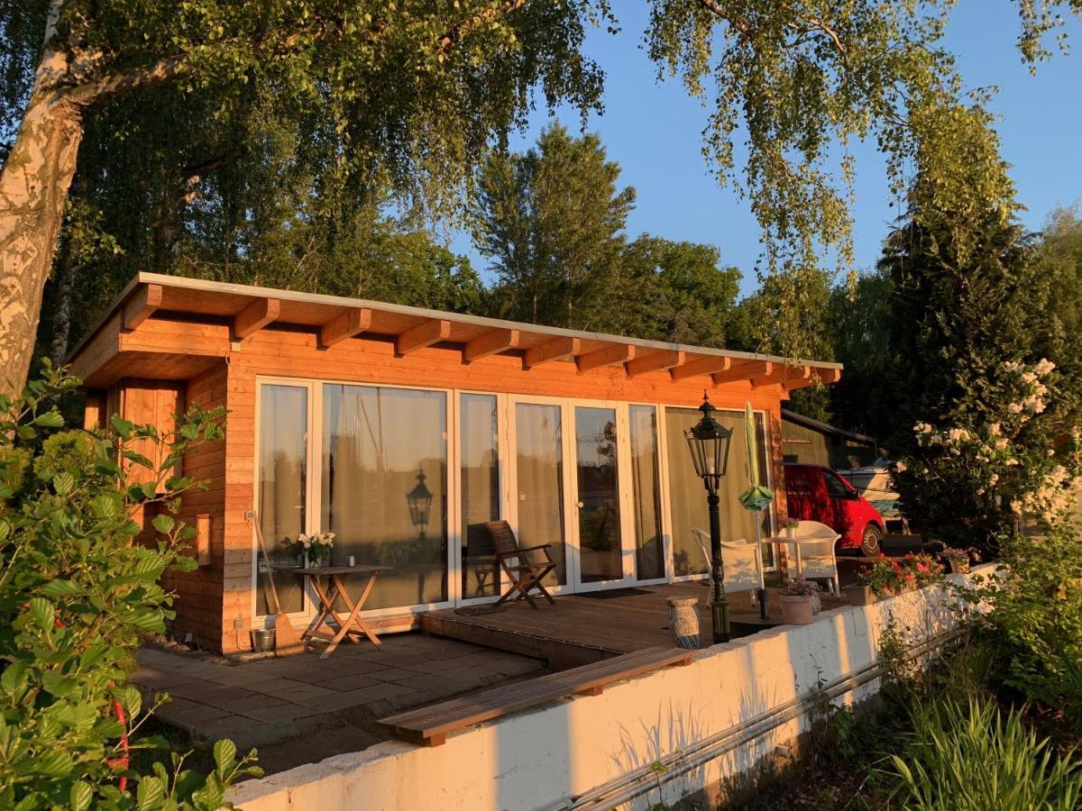 Tiny House Oder Ferienwohnung Auf Der Sunset Marina Berlin Kültér fotó