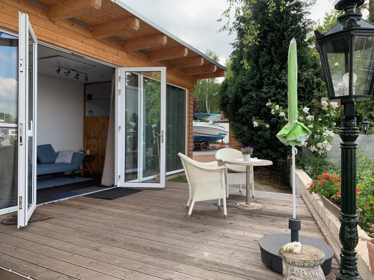 Tiny House Oder Ferienwohnung Auf Der Sunset Marina Berlin Kültér fotó